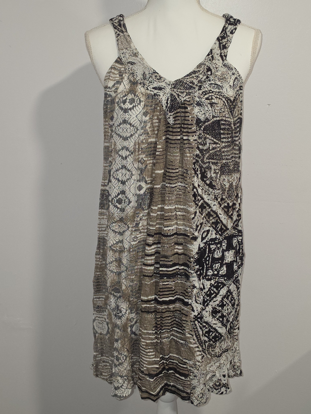 Shoreline Mixed Pattern V-Neck Mini Dress in Brown & Black Womens Size Small